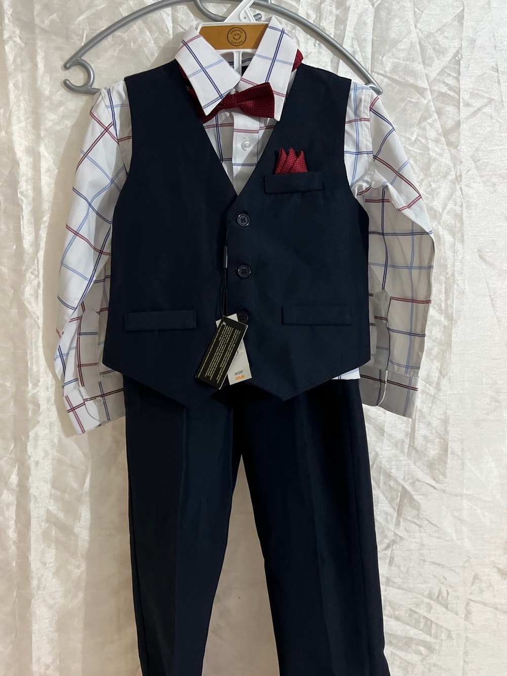 Vittorino Boys 5Pc Formal Suit Set Size 6 Navy Vest Pants Shirt Bow Tie NWT